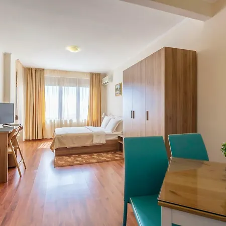 La Casa Апартамент *
